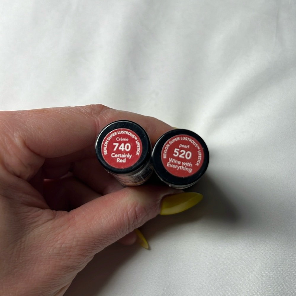 REVLON LIPSTICK 💄- New/Sealed (Certainly Red/Wine with Everything) Shades